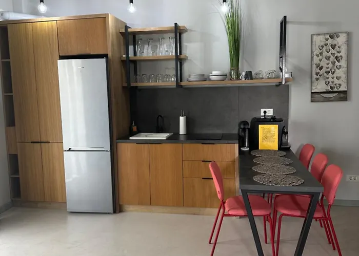 Alex Mnl Lux Mamaia *