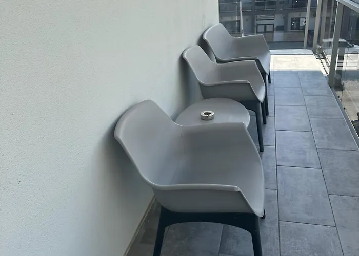 Alex Mnl Lux Mamaia * Năvodari