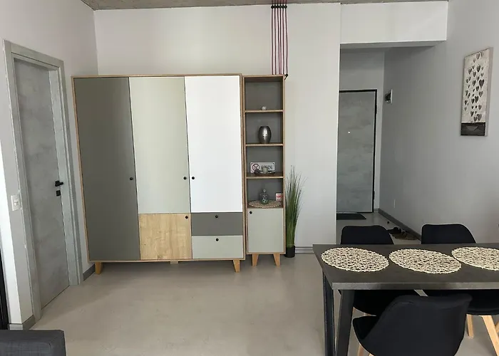 Alex Mnl Lux Mamaia * Năvodari