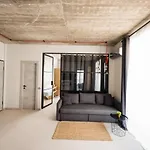 Alex Mnl Lux Mamaia