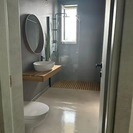 Alex Mnl Lux Mamaia 12 * Năvodari